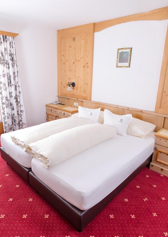 Hotel Tirolerhof Serfaus Eksteriør bilde