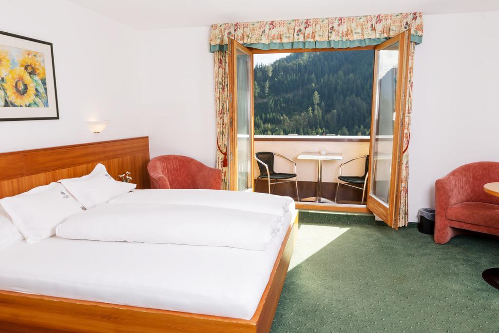 Hotel Tirolerhof Serfaus Eksteriør bilde